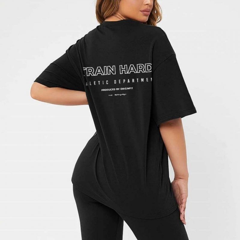 CAMISETA MUJER NEGRA OVERSIZE TH